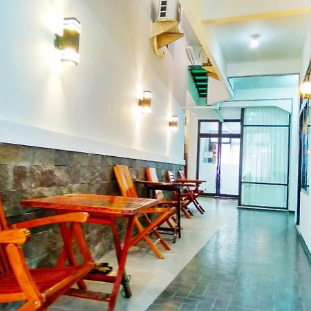 Hotel Keluarga Djagalan Raya Surabaja Exteriér fotografie