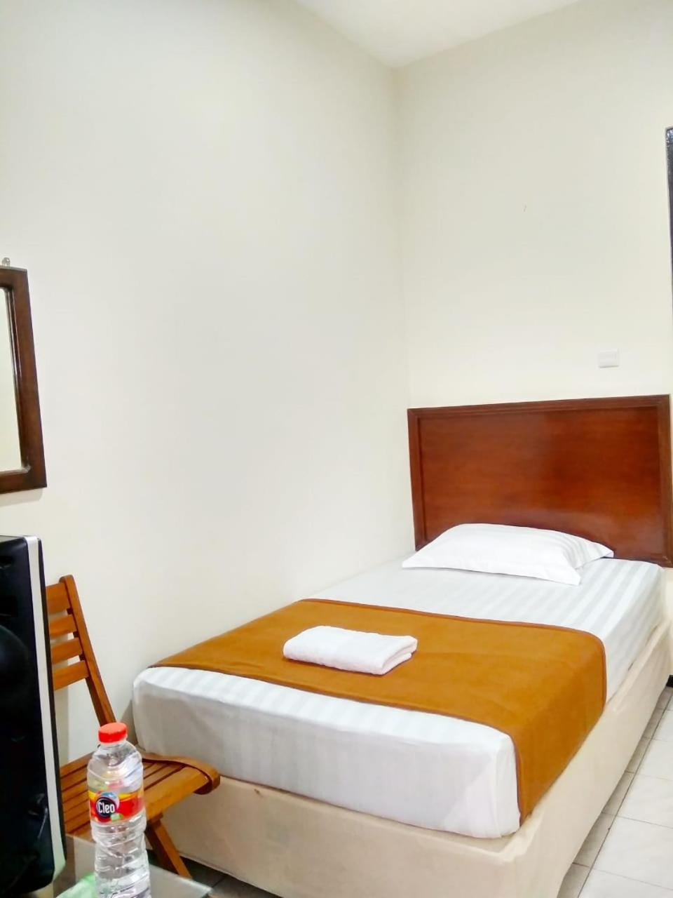 Hotel Keluarga Djagalan Raya Surabaja Exteriér fotografie